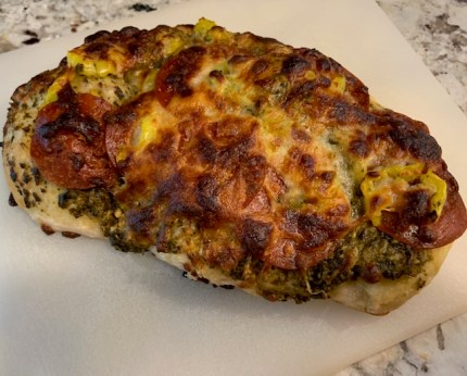 Pestopepperonipepperoncinipizza